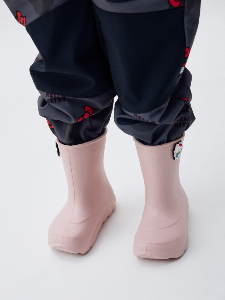 резиновые сапоги c декором hello kitty для девочек 4680798769349 по акции