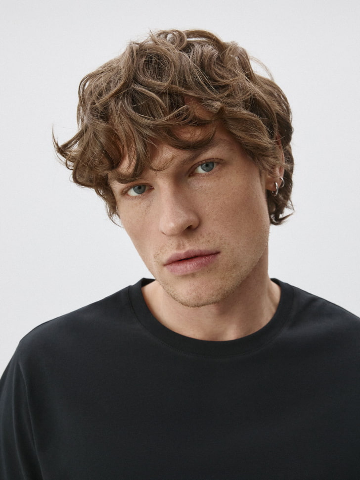 футболка adam slim fit базовая повседневного стиля с лицевой стороны