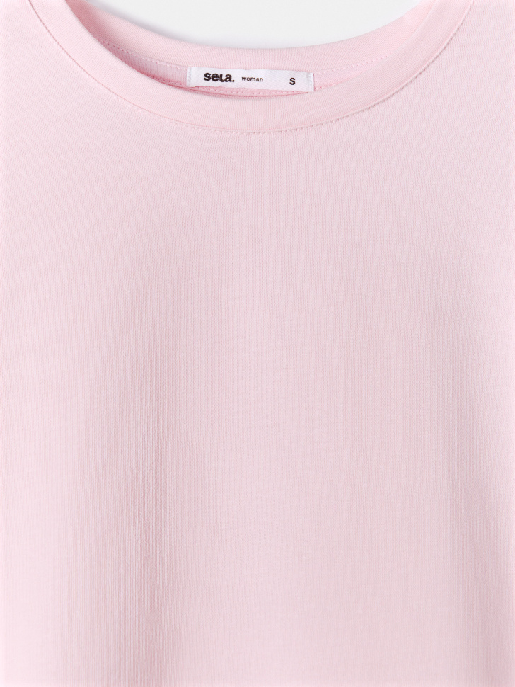 футболка оверсайз с разрезами от бренда sela вид слева