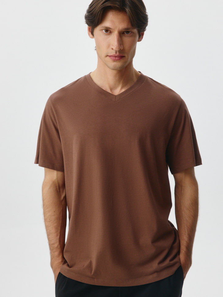 Футболка MARK REGULAR FIT базовая