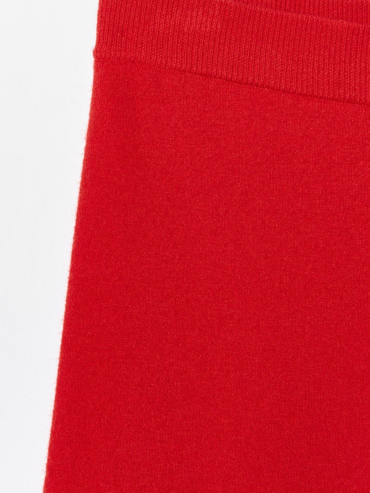 вязаные брюки с содержанием шерсти из шерсти спереди