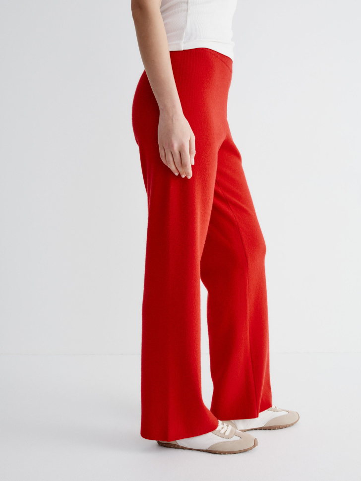 вязаные брюки с содержанием шерсти по цене 3599 руб вид справа