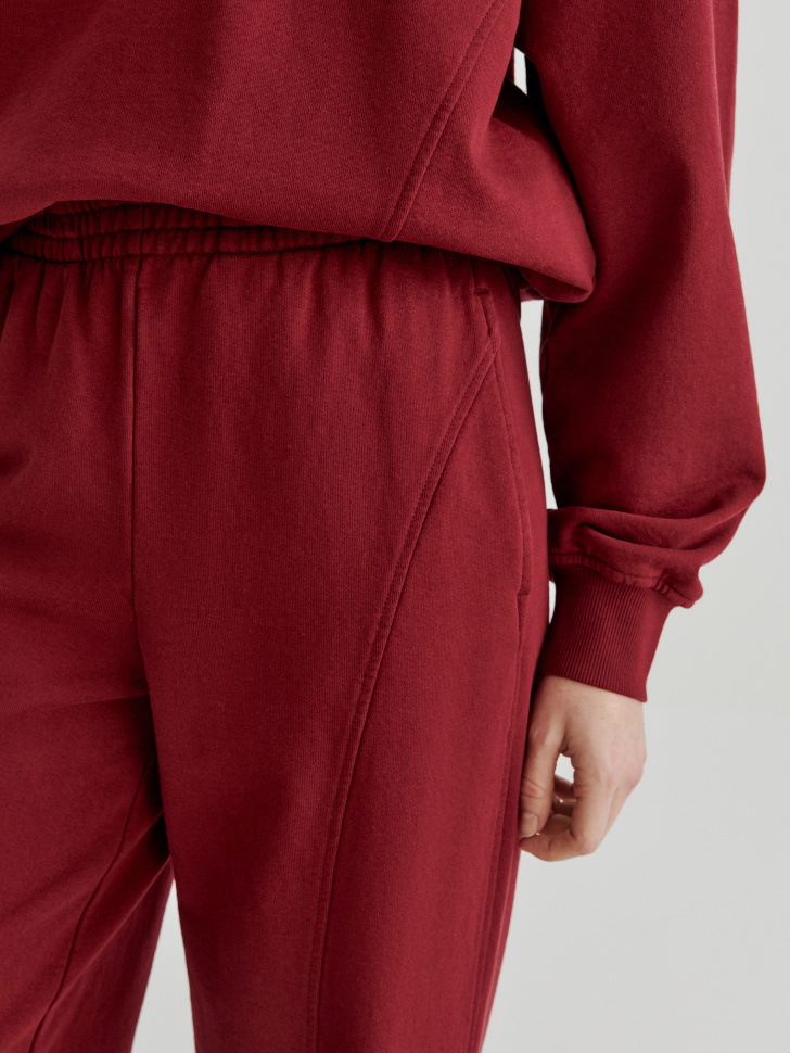 прямые брюки из футера от бренда sela вид слева