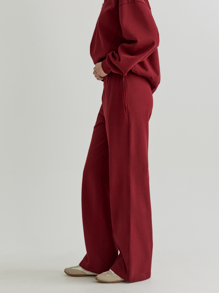 прямые брюки из футера по цене 3299 руб вид справа