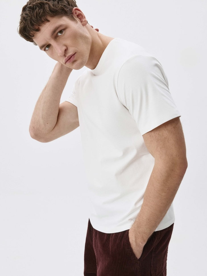 

Футболка ADAM SLIM FIT базовая
