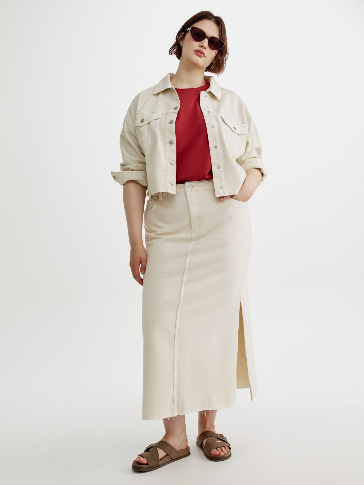 укороченная джинсовая куртка оверсайз от бренда sela вид слева