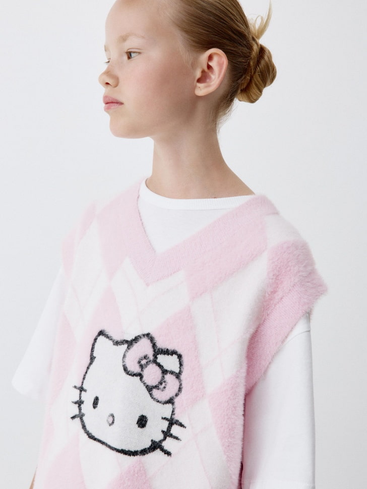 Жилет оверсайз с вышивкой Hello Kitty для девочек. Фото №3