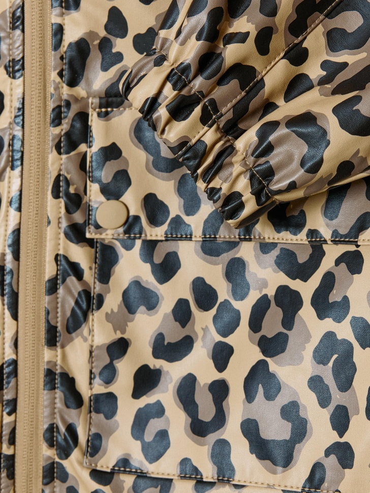 леопардовая куртка с капюшоном для девочек из кожи спереди