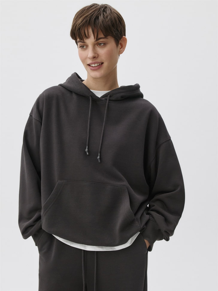 

Базовое худи с капюшоном