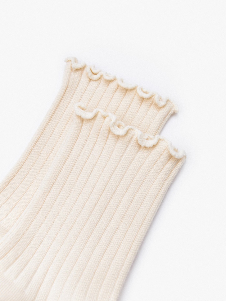 носки с фигурной окантовкой от бренда sela вид слева