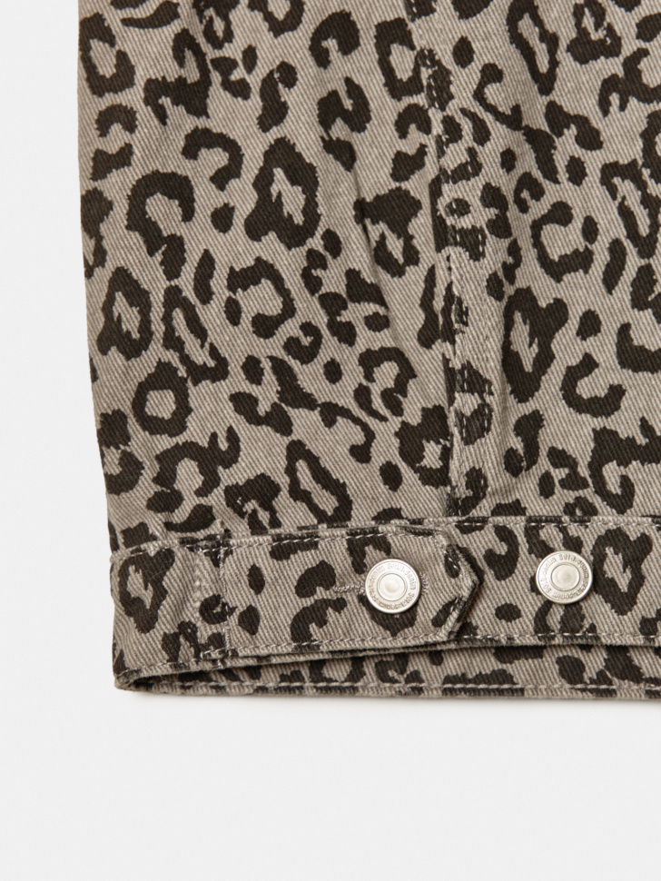 джинсовая куртка с леопардовым принтом для девочек универсального стиля с лицевой стороны