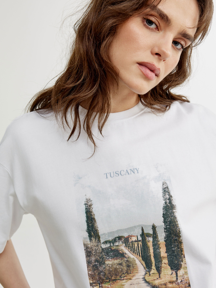 футболка оверсайз с принтом по цене 1999 руб вид справа