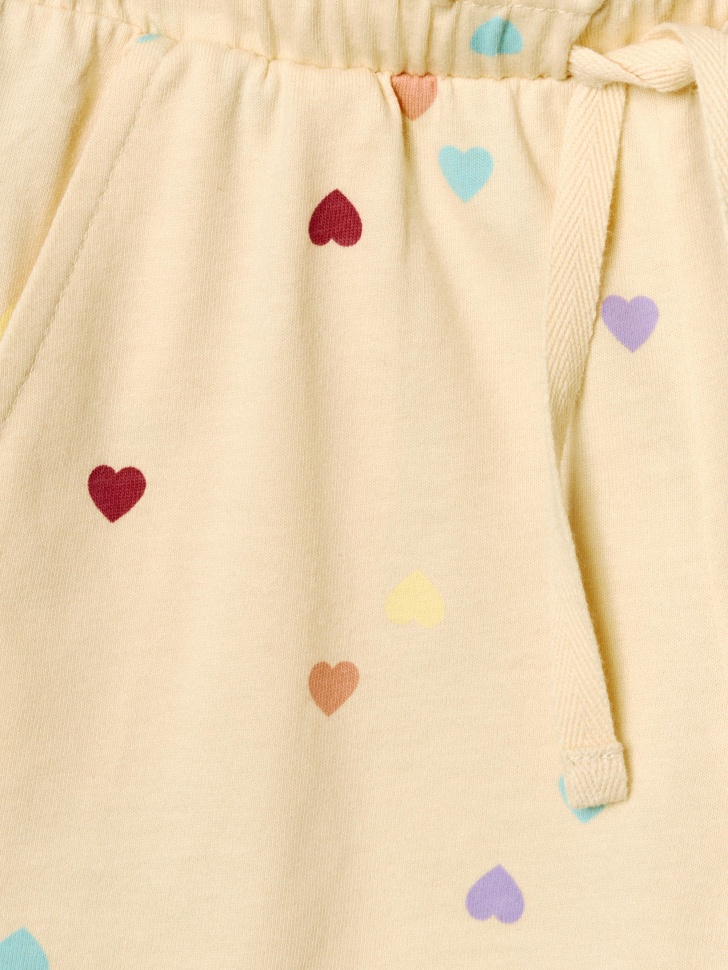 трикотажные шорты с принтом для девочек из россии вид сбоку