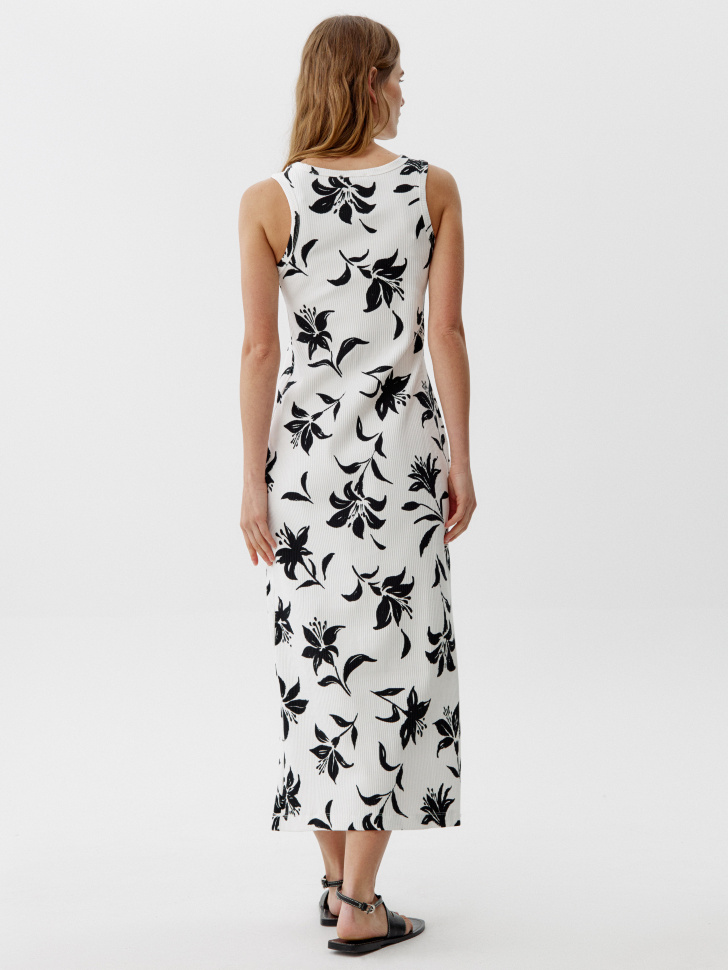 платье трикотажное макси по цене 2599 руб вид справа