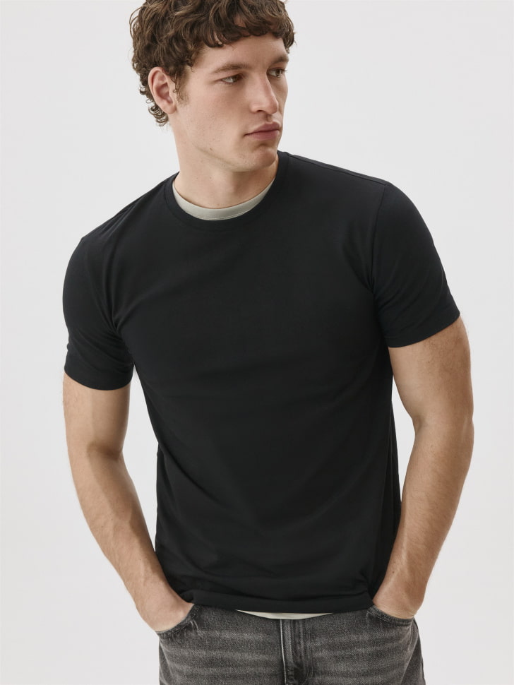 Футболка SLIM FIT базовая
