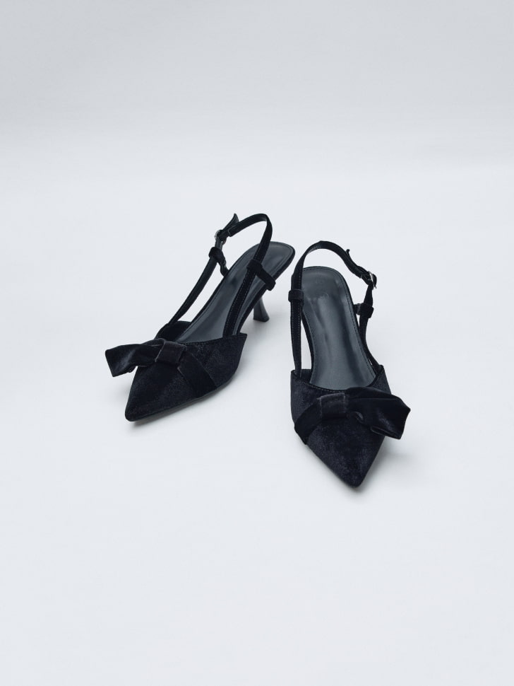 бархатные туфли с бантом универсального стиля с лицевой стороны