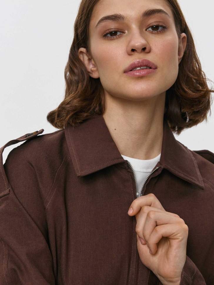 легкая куртка из смесового лиоцелла из россии вид сбоку