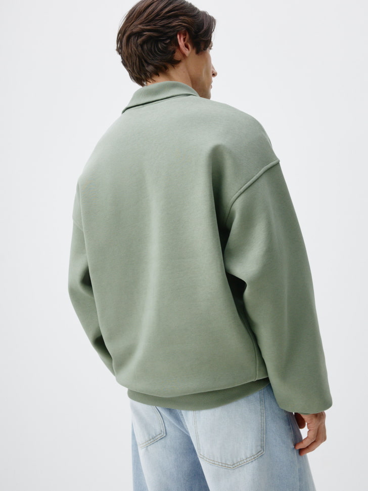 свитшот oversize fit с воротником 4680798677750 в интернет магазине