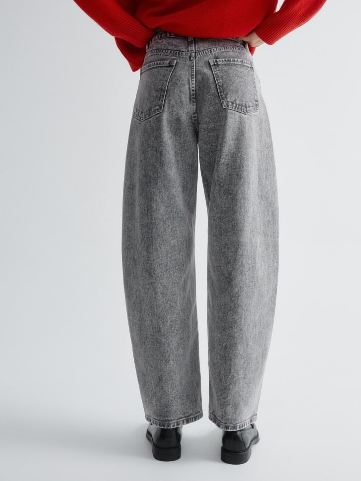 Товар с артикулом 4610517048196 вид сзади