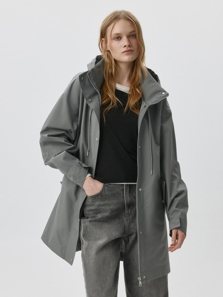 

Демисезонный дождевик