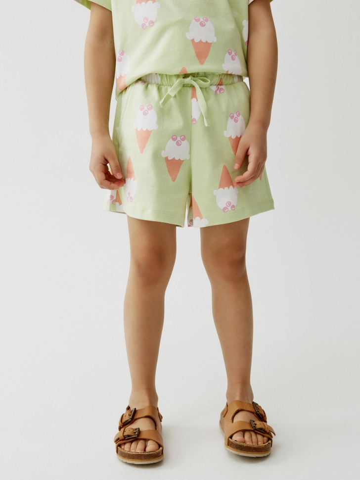 трикотажные шорты с принтом для девочек от бренда sela вид слева