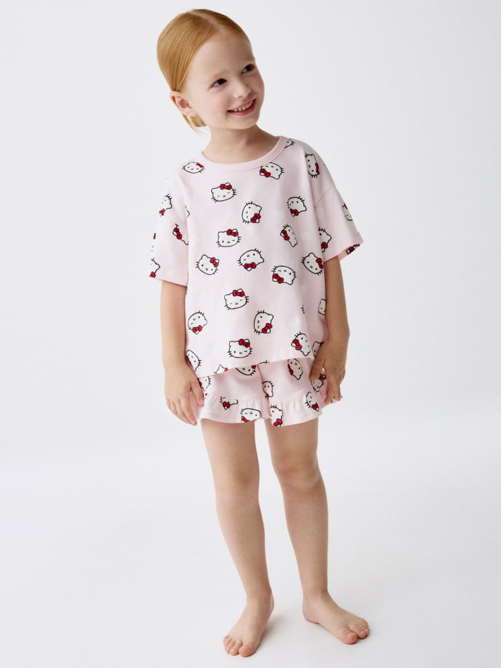 Пижама с принтом Hello Kitty для девочек. Фото №2