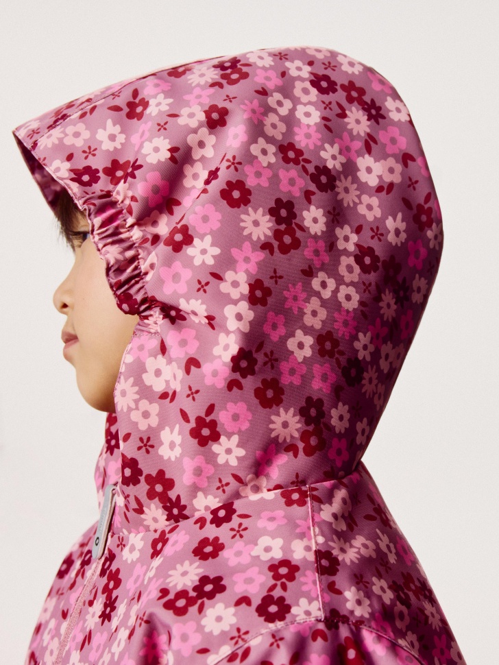 демисезонный комбинезон из технологичной мембранной ткани drytex® для девочек от бренда sela вид слева