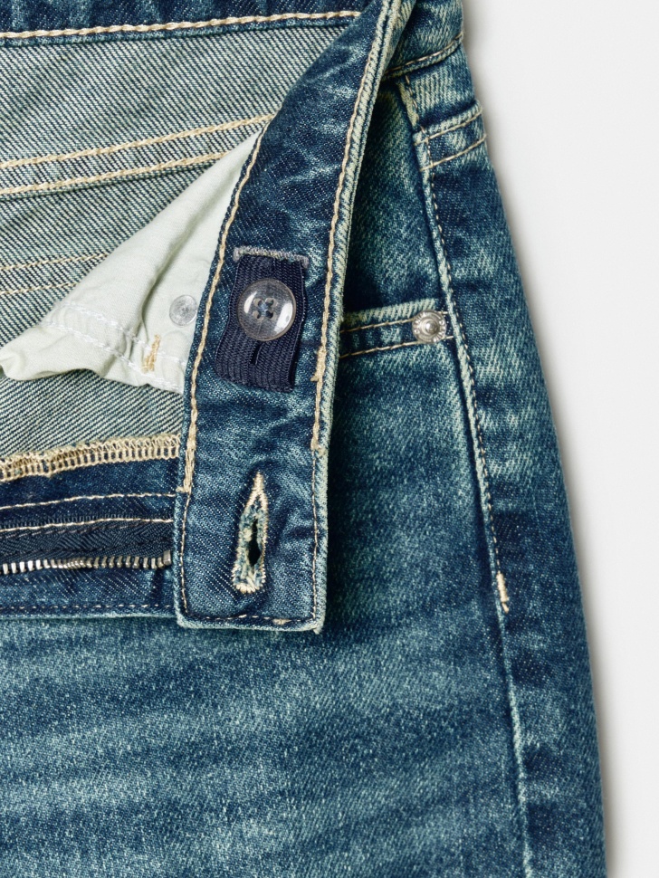 широкие джинсы с винтажной стиркой для девочек из джинсы и джинскота спереди