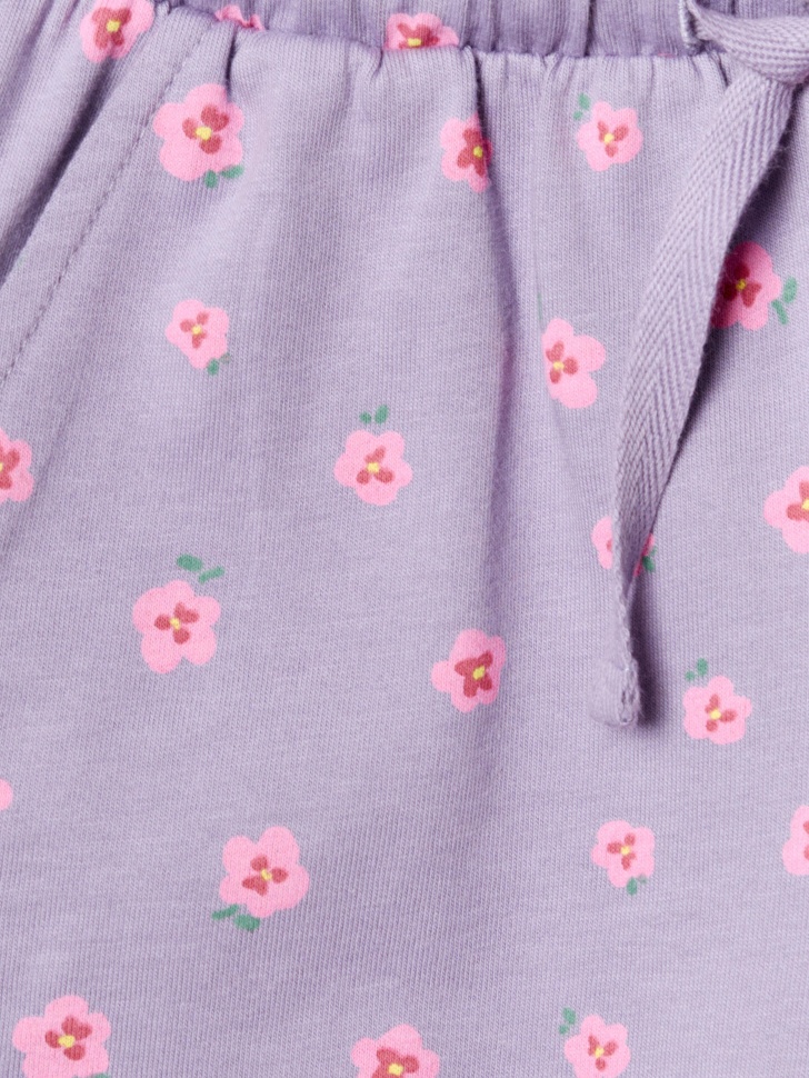 трикотажные шорты с принтом для девочек из россии вид сбоку