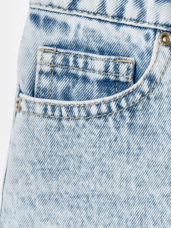 джинсовые шорты с разрезами для девочек из россии вид сбоку