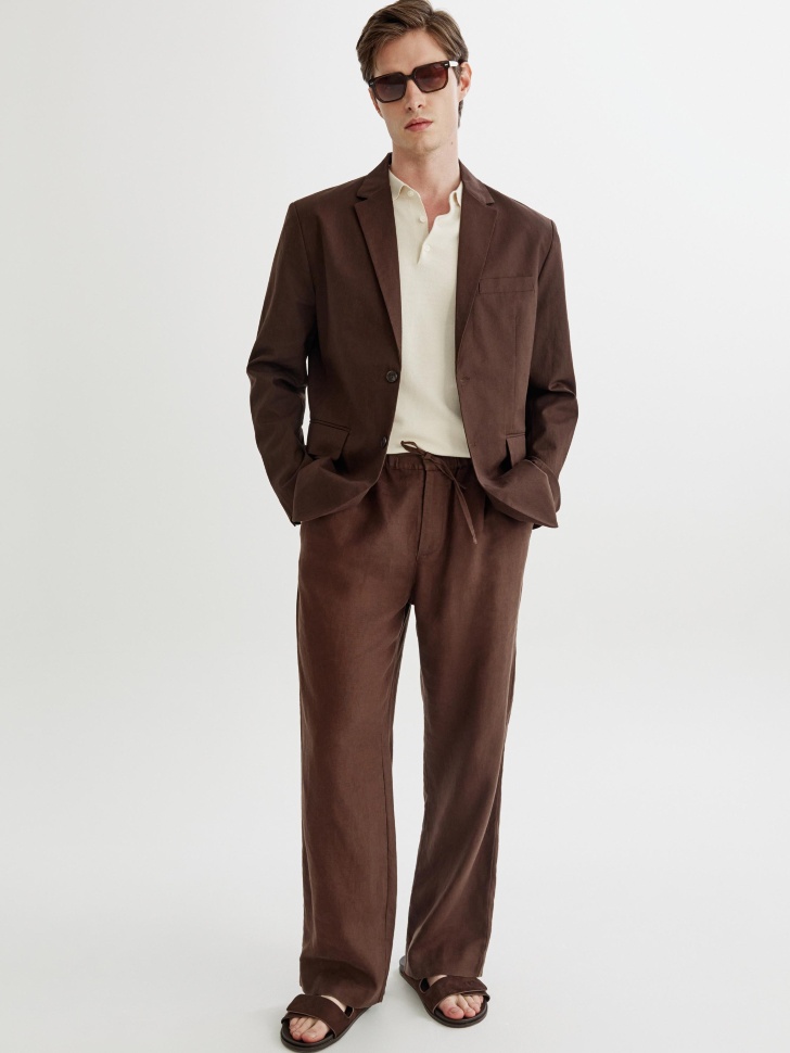 пиджак приталенного силуэта из хлопка и льна от бренда sela вид слева