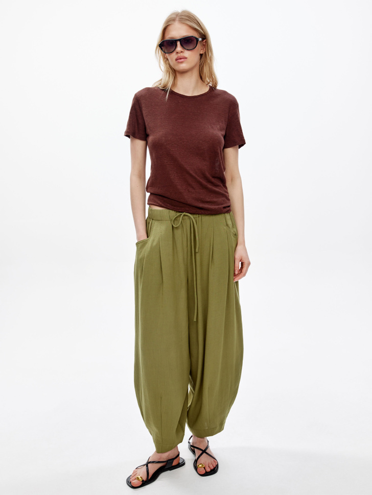 футболка полупрозрачная из льна от бренда sela вид слева