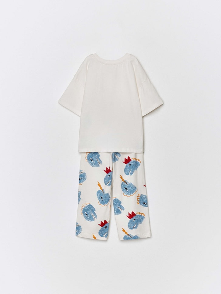 пижама с новогодним принтом для мальчиков 4680798800653 в интернет магазине