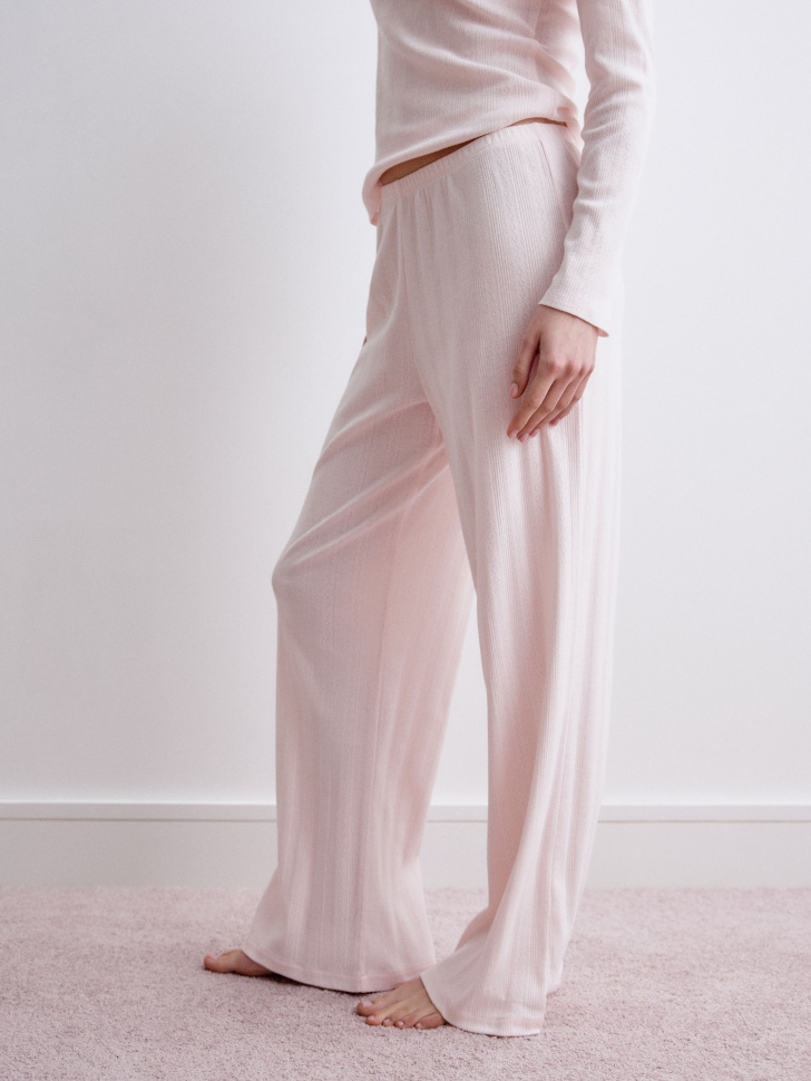 домашние брюки с рельефным узором из россии вид сбоку