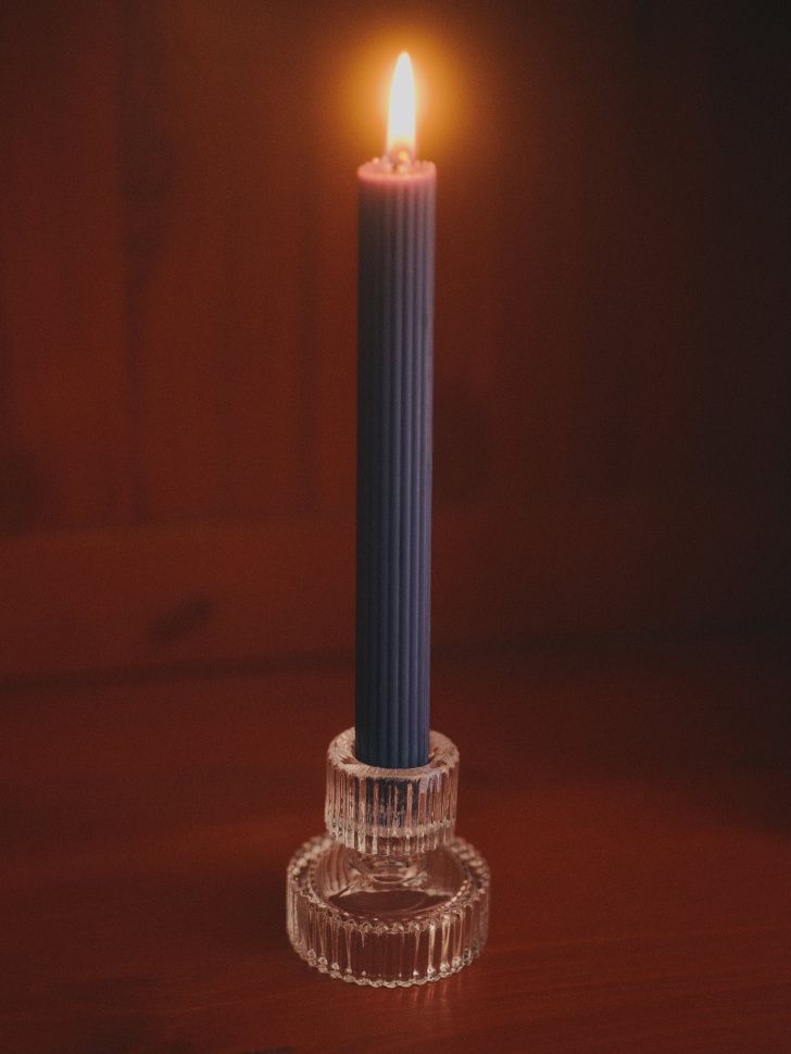 Подсвечник из стекла