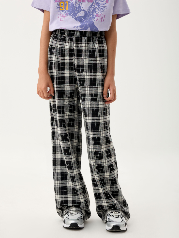 

Широкие брюки в клетку для девочек