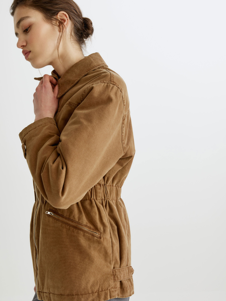 утепленная хлопковая куртка с эффектом стирки по цене 7999 руб вид справа