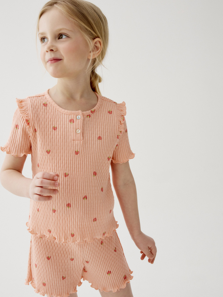 Футболка в рубчик с принтом для девочек 999₽