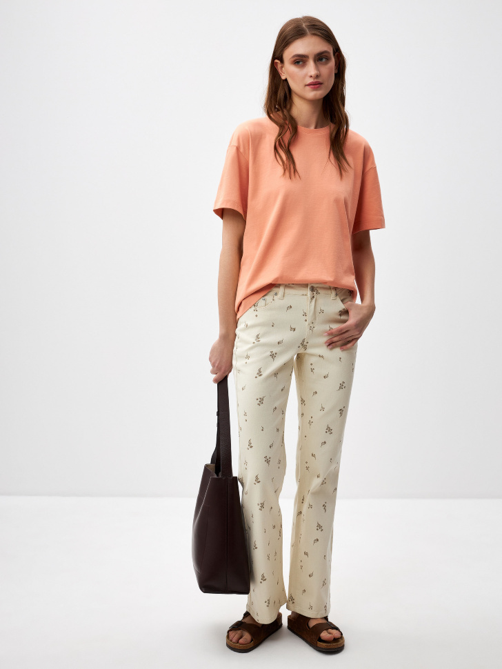 

Джинсы клеш