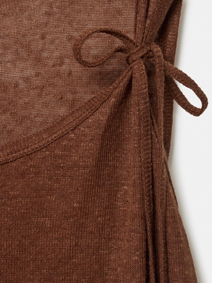 топ из льна с декоративной завязкой из льна спереди