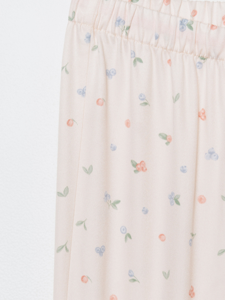 домашние брюки из струящейся вискозы с принтом 4610517324474 по акции