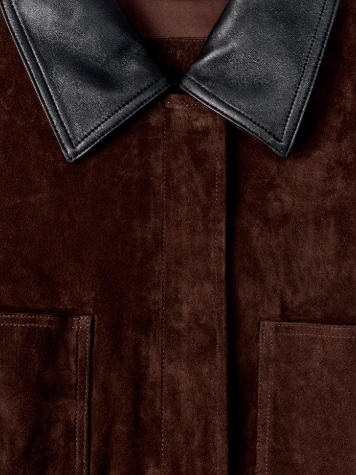 куртка из натуральной замши с кожаным воротником премиум качества универсального стиля с лицевой стороны