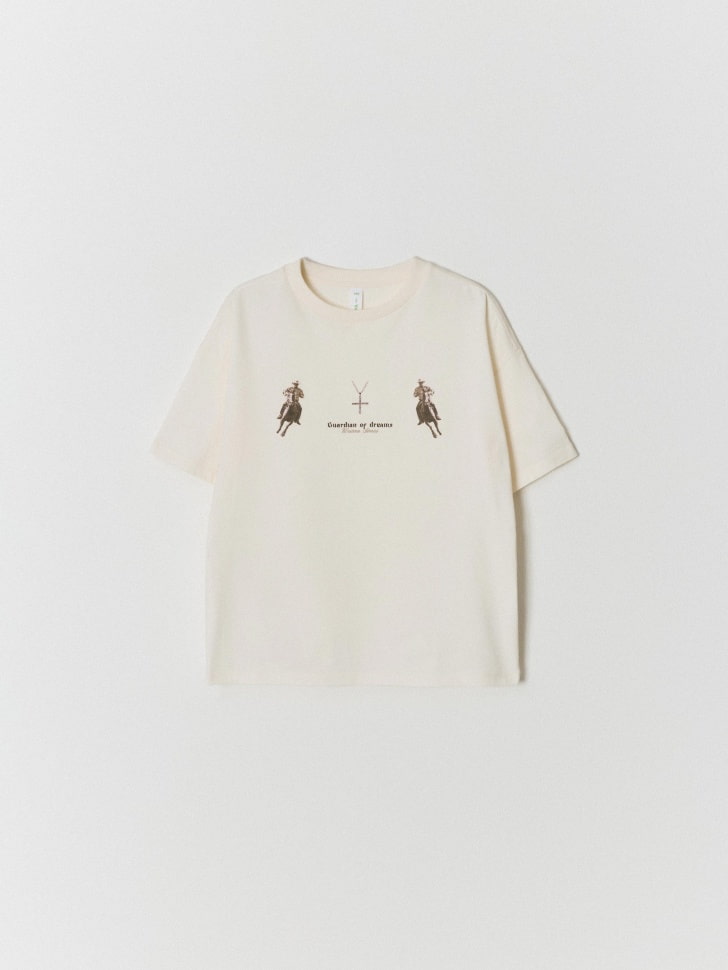 

Футболка оверсайз с принтом для девочек