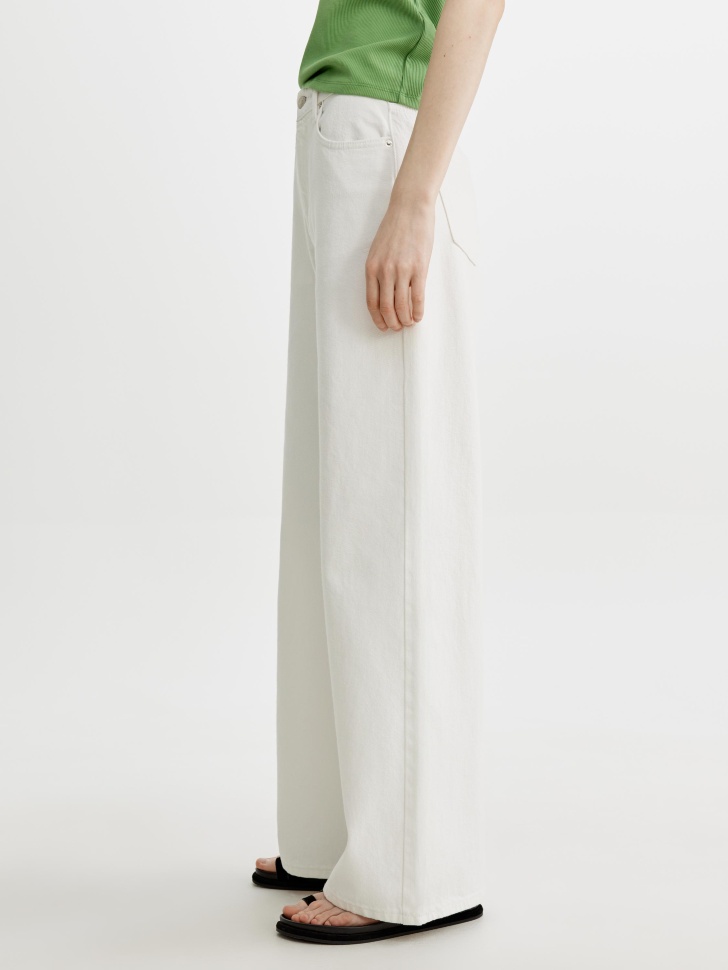 Товар с артикулом 4640611403645 вид сзади