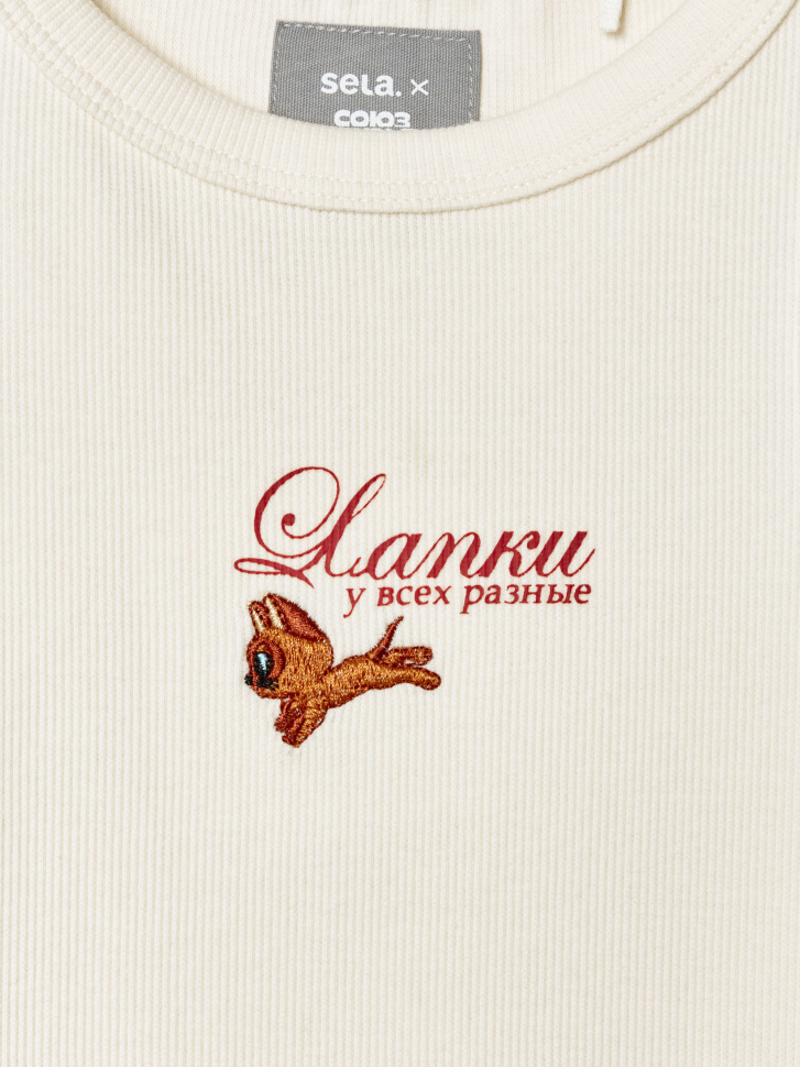 топ для девочек с вышивкой из коллекции  x союзмультфильм из россии вид сбоку