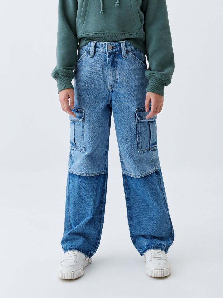 Джинсы Baggy Fit с карманами карго для девочек. Фото №2