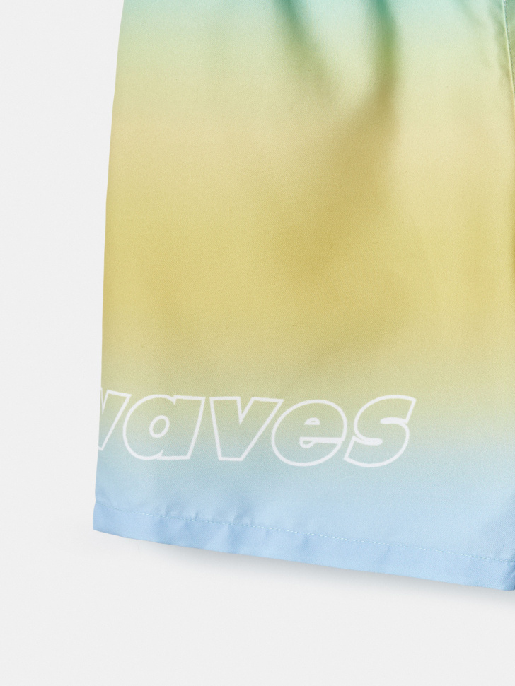 пляжные шорты с принтом для мальчиков по цене 1399 руб вид справа