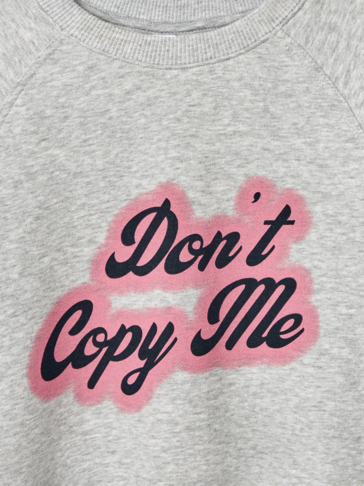 свитшт оверсайз с принтом для девочек по цене 1899 руб вид справа