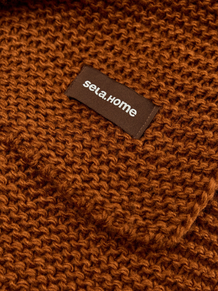 вязаный плед по цене 3999 руб вид справа