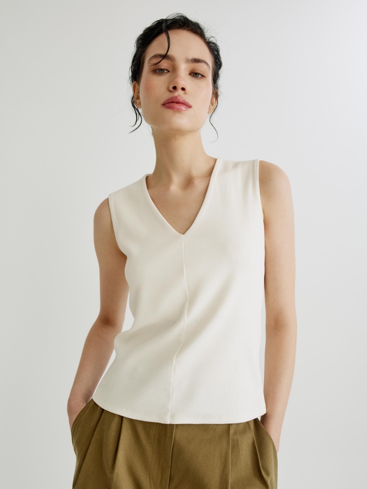 Топ в рубчик Sela с V-образным вырезом, белый, арт. 40799